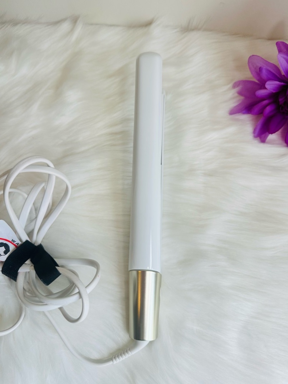 T3 Professional SinglePass Ceramic 1” Flat Iron Hair Straightener White and Gold - Picture 8 of 14